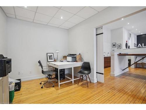 200-41 King William Street, Hamilton, ON 