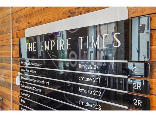 200-41 King William Street, Hamilton, ON 