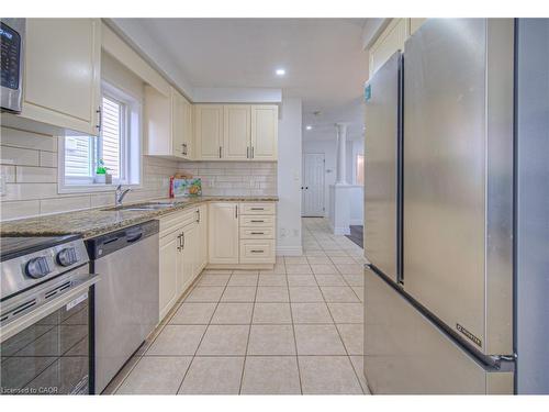 434 Woodbine Avenue, Kitchener, ON - Indoor Photo Showing Kitchen