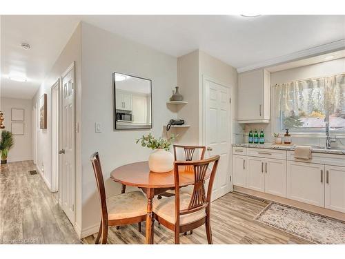 29 Pusey Boulevard, Brantford, ON - Indoor Photo Showing Dining Room