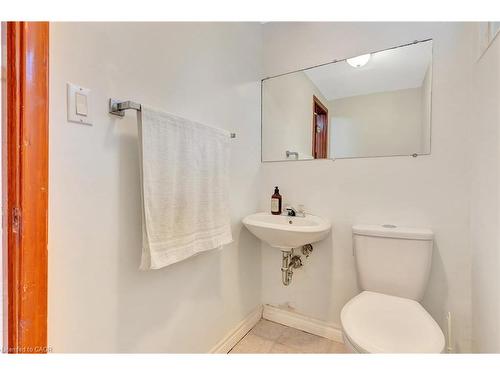 29 Pusey Boulevard, Brantford, ON - Indoor Photo Showing Bathroom