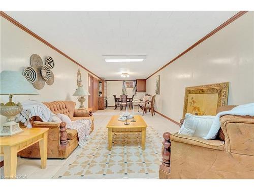29 Pusey Boulevard, Brantford, ON - Indoor Photo Showing Living Room