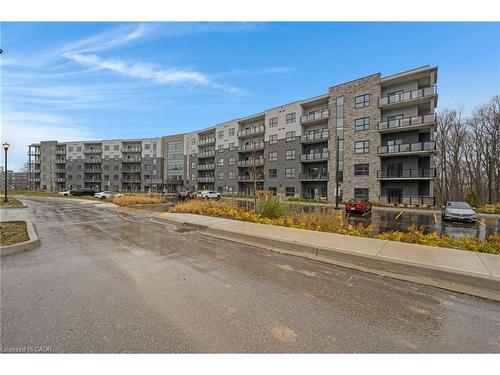519-1100 Lackner Place, Kitchener, ON - Outdoor With Facade