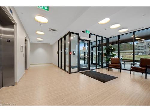 519-1100 Lackner Place, Kitchener, ON - Indoor Photo Showing Other Room