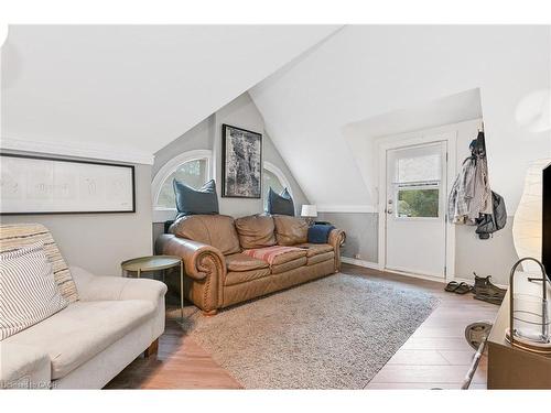 30 Ontario Avenue, Hamilton, ON - Indoor