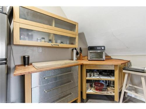 30 Ontario Avenue, Hamilton, ON - Indoor