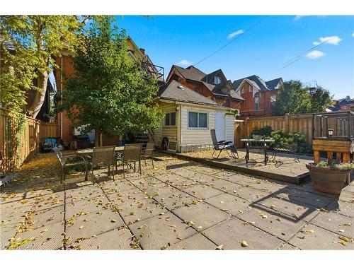 30 Ontario Avenue, Hamilton, ON - Outdoor