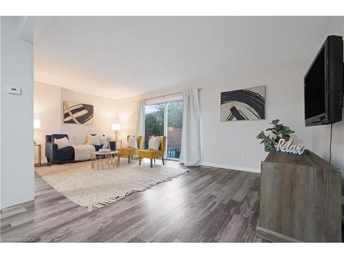 60-770 Fanshawe Park Road E, London, ON - Indoor Photo Showing Other Room