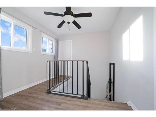 60-770 Fanshawe Park Road E, London, ON - Indoor Photo Showing Other Room