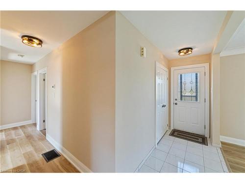 131 Sanatorium Road, Hamilton, ON - Indoor Photo Showing Other Room