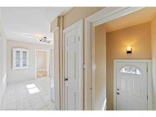 131 Sanatorium Road, Hamilton, ON - Indoor Photo Showing Other Room