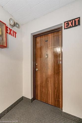 308-75 Hazelglen Drive, Kitchener, ON - Indoor Photo Showing Other Room