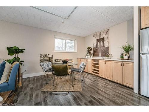 308-75 Hazelglen Drive, Kitchener, ON - Indoor