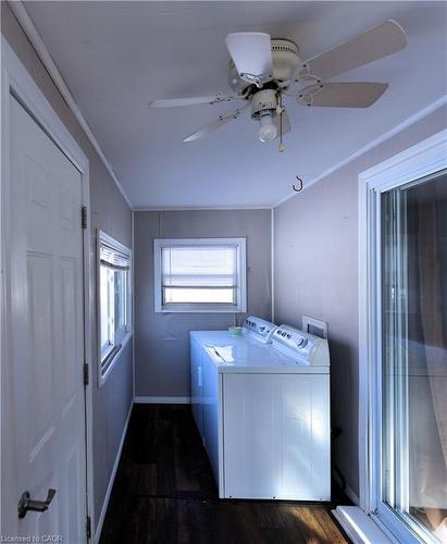1448 Upper Ottawa Street, Hamilton, ON - Indoor Photo Showing Laundry Room
