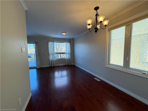 55-105 Pinnacle Drive, Kitchener, ON - Indoor Photo Showing Other Room