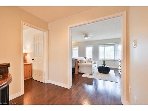 4103 Montrose Crescent, Burlington, ON - Indoor