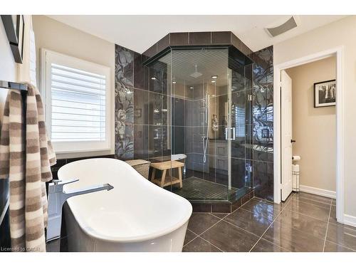 4103 Montrose Crescent, Burlington, ON - Indoor Photo Showing Bathroom
