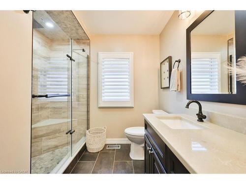 4103 Montrose Crescent, Burlington, ON - Indoor Photo Showing Bathroom