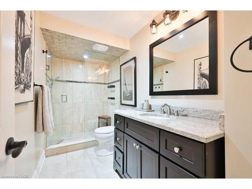 4103 Montrose Crescent, Burlington, ON - Indoor Photo Showing Bathroom