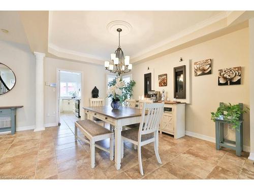 4103 Montrose Crescent, Burlington, ON - Indoor Photo Showing Dining Room