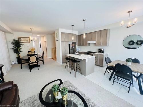 11 Cherry Blossom Heights, Hamilton, ON - Indoor