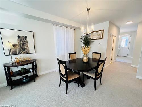 11 Cherry Blossom Heights, Hamilton, ON - Indoor Photo Showing Dining Room