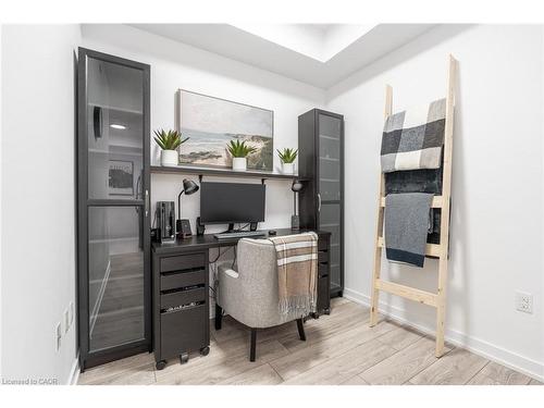 509-125 Shoreview Place, Stoney Creek, ON - Indoor Photo Showing Office