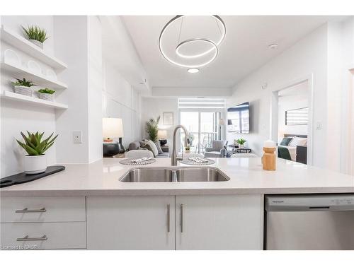 509-125 Shoreview Place, Stoney Creek, ON - Indoor Photo Showing Kitchen With Double Sink
