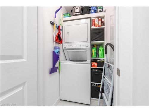 509-125 Shoreview Place, Stoney Creek, ON - Indoor Photo Showing Laundry Room