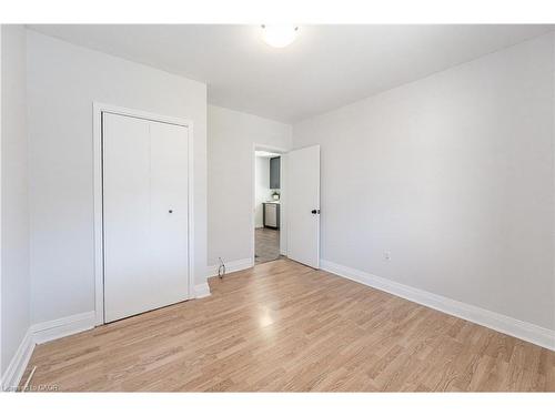257 Tragina Avenue N, Hamilton, ON - Indoor Photo Showing Other Room