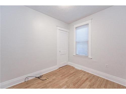 257 Tragina Avenue N, Hamilton, ON - Indoor Photo Showing Other Room