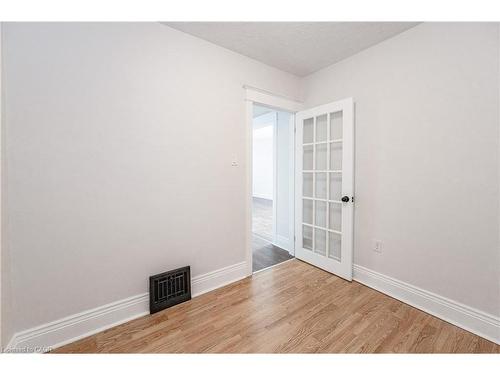 257 Tragina Avenue N, Hamilton, ON - Indoor Photo Showing Other Room