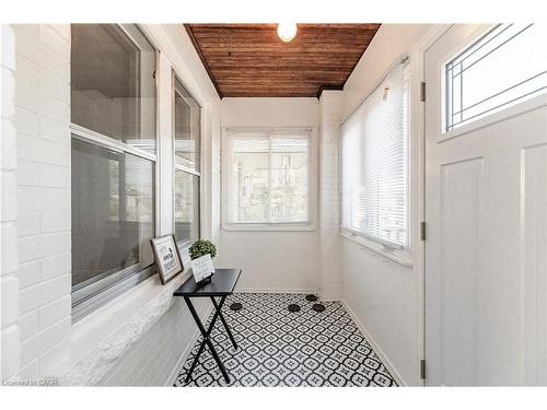 257 Tragina Avenue N, Hamilton, ON - Indoor Photo Showing Other Room