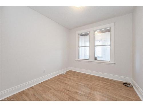 257 Tragina Avenue N, Hamilton, ON - Indoor Photo Showing Other Room