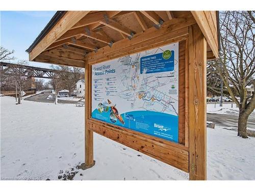 33 Mulholland Drive, Paris, ON - Outdoor