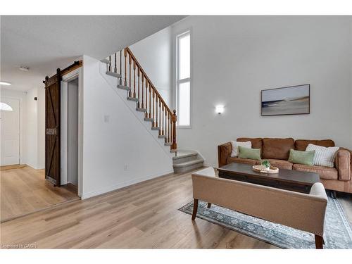 225 Thornbird Place, Waterloo, ON - Indoor Photo Showing Living Room