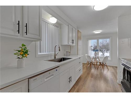 225 Thornbird Place, Waterloo, ON - Indoor Photo Showing Kitchen