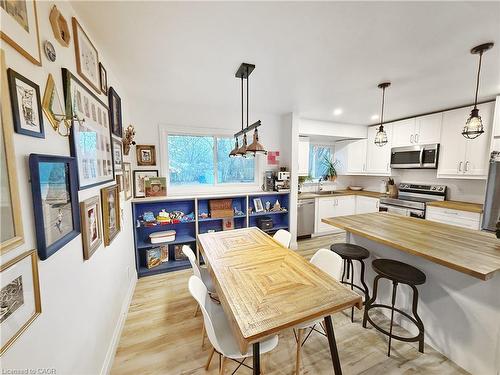 A-31 Clearview Drive, Cambridge, ON - Indoor Photo Showing Other Room