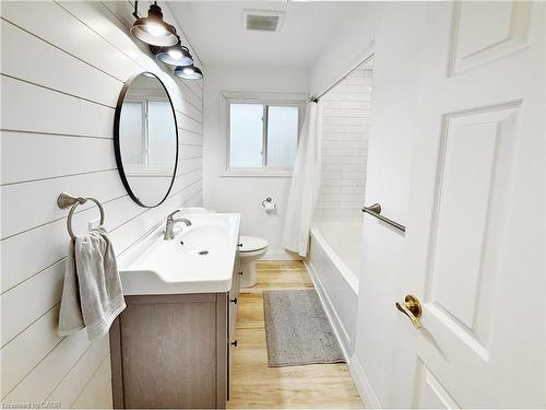 A-31 Clearview Drive, Cambridge, ON - Indoor