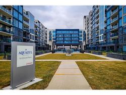 810-16 Concord Place  Grimsby, ON L3M 0J1