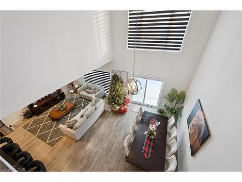 18-972 Stonecliffe Walk, Kitchener, ON - Indoor Photo Showing Other Room