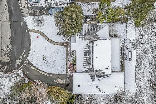 9 Daleview Court, Hamilton, ON - Outdoor