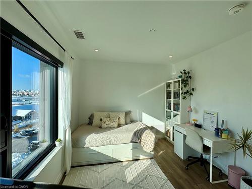 502-525 New Dundee Road, Kitchener, ON - Indoor