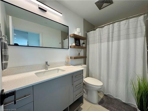 502-525 New Dundee Road, Kitchener, ON - Indoor Photo Showing Bathroom