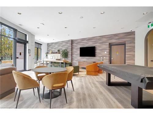 502-525 New Dundee Road, Kitchener, ON - Indoor