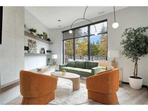 502-525 New Dundee Road, Kitchener, ON - Indoor