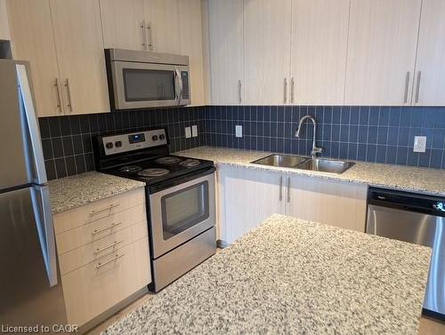 703-85 Duke Street W, Kitchener, ON - Indoor Photo Showing Kitchen With Double Sink With Upgraded Kitchen
