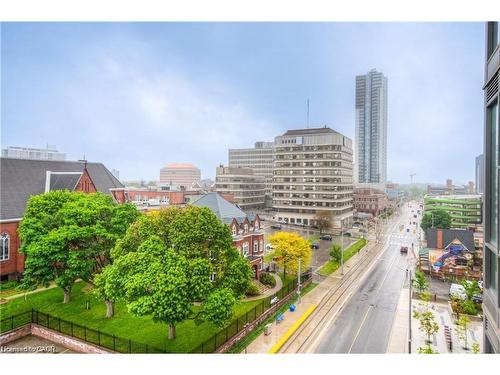 703-85 Duke Street W, Kitchener, ON - Outdoor