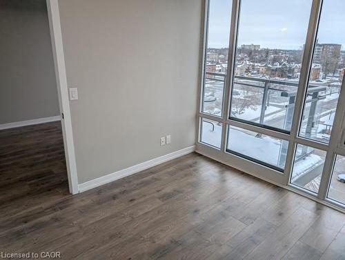 703-85 Duke Street W, Kitchener, ON - Indoor Photo Showing Other Room