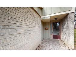 43-51 Paulander Drive  Kitchener, ON N2M 5E5